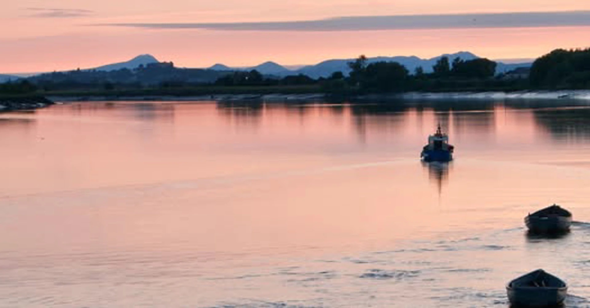 Background image - Maid Of The Forth Alloa Folk Cruise